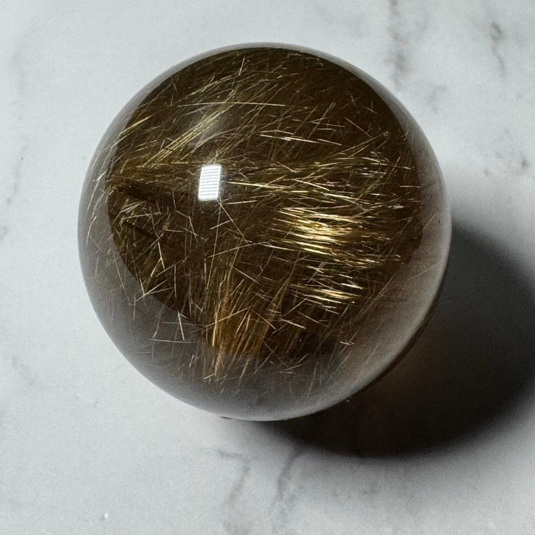 金運アップ◇ゴールドルチルクォーツ◇丸玉　約40.2㎜