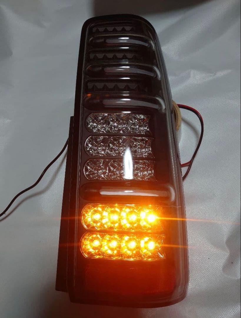 エムブロ　JB23 JM23 テールランプ　中古　流れるウィンカー切り替え可能