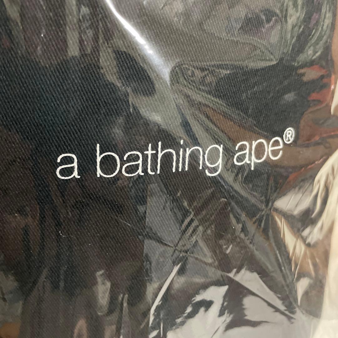 極美品 アベイシングエイプ カモフラ 大猿 クッション