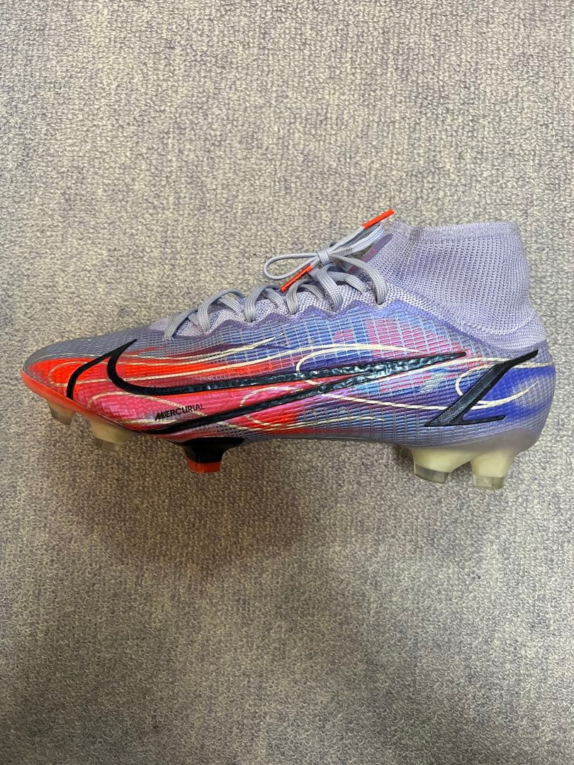 (美品)Nike Mercurial ハイカットサッカーシューズ グレー/レッド