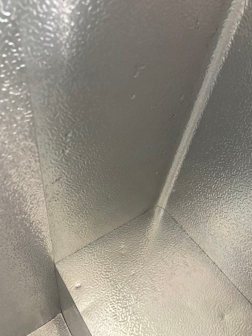 comfeeノンフロン冷凍庫142L