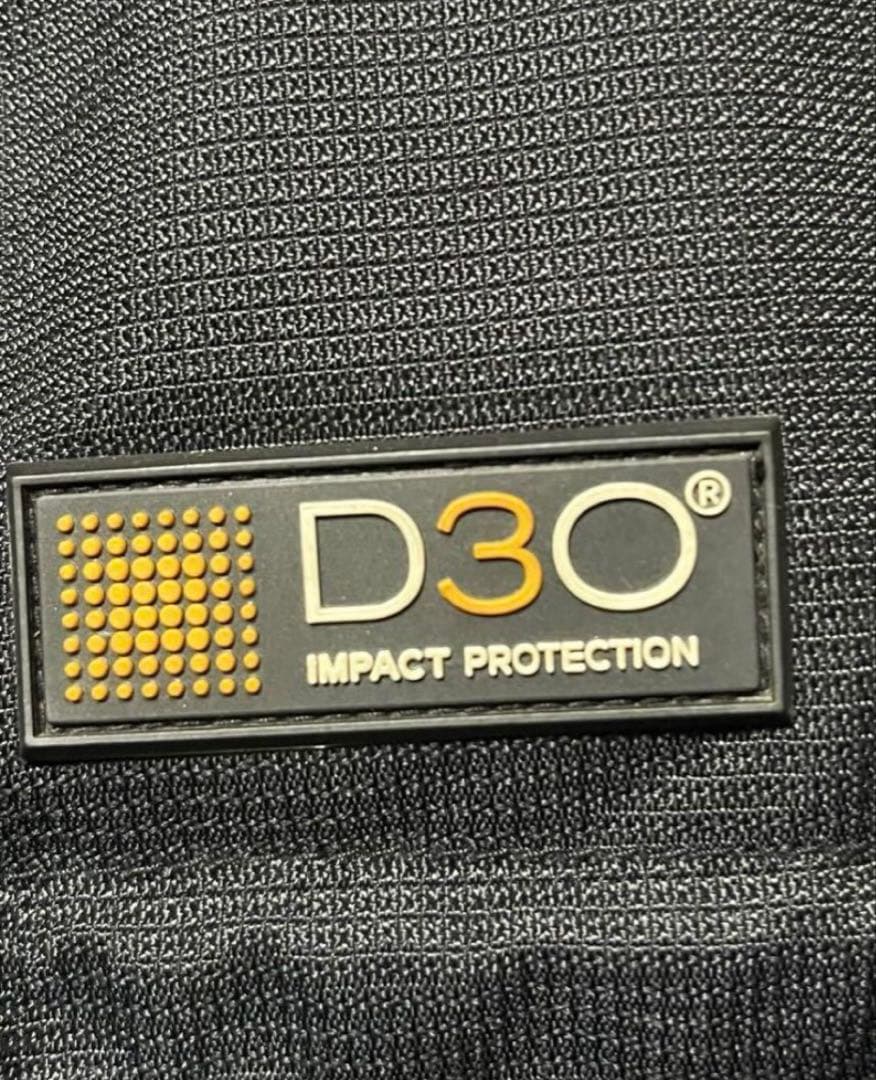 バイク用ジャケット 黒と青のコンビネーション　HYOD D3O