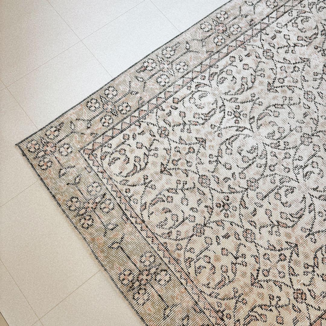 トルコ　ヴィンテージラグ　グリーン　ピンク