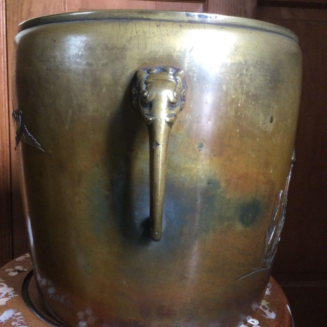 真鍮製火鉢、骨董品