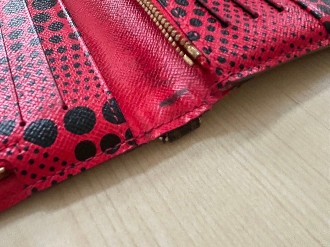 ルイヴィトン ポルトフォイユ アンソリット 草間彌生 長財布　赤