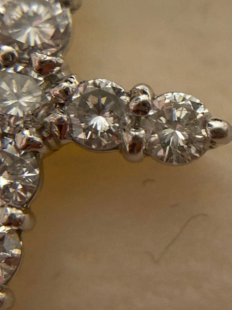 澪*様 pt900 ダイヤモンド　ネックレストップ　クロス