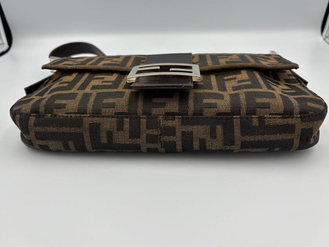 Fendi FFロゴ柄 ショルダーバッグ