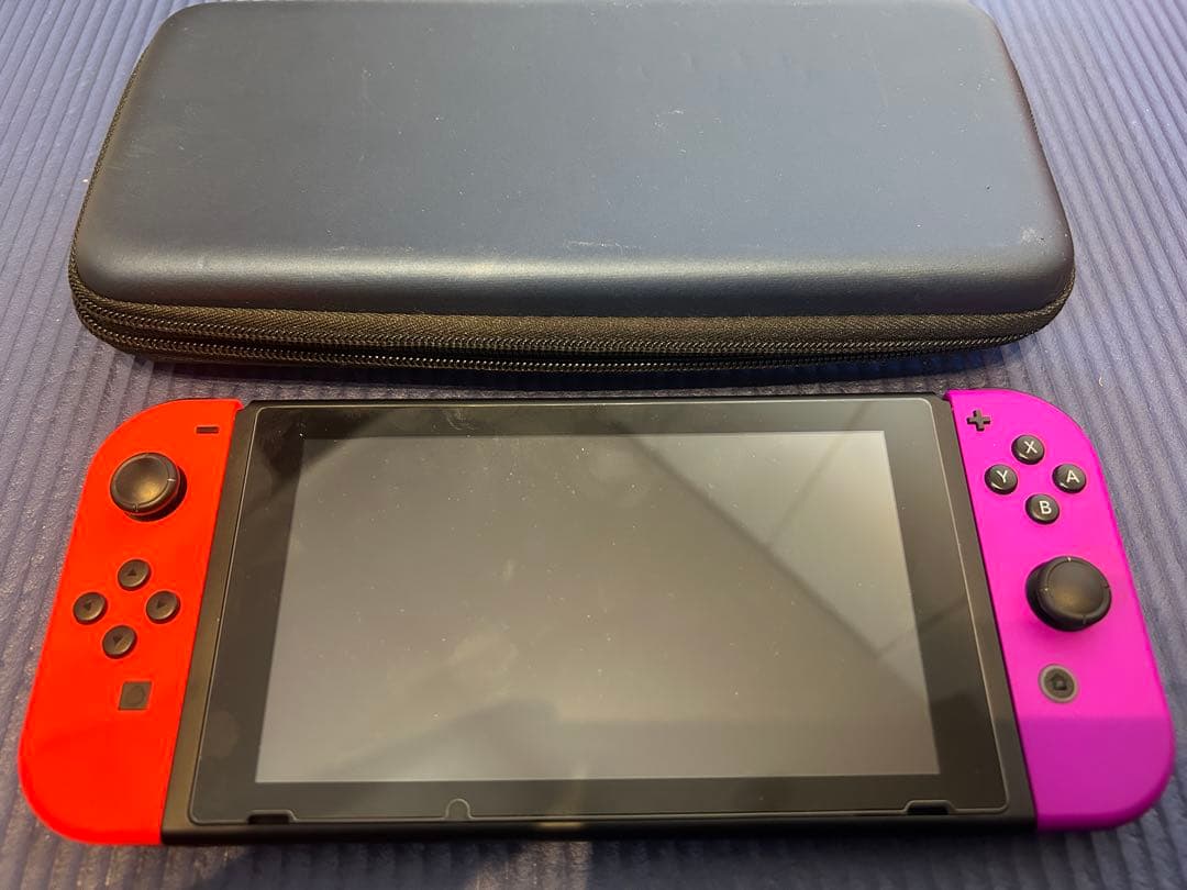 Nintendo Switch 本体(純正付属品完備)＋ケース