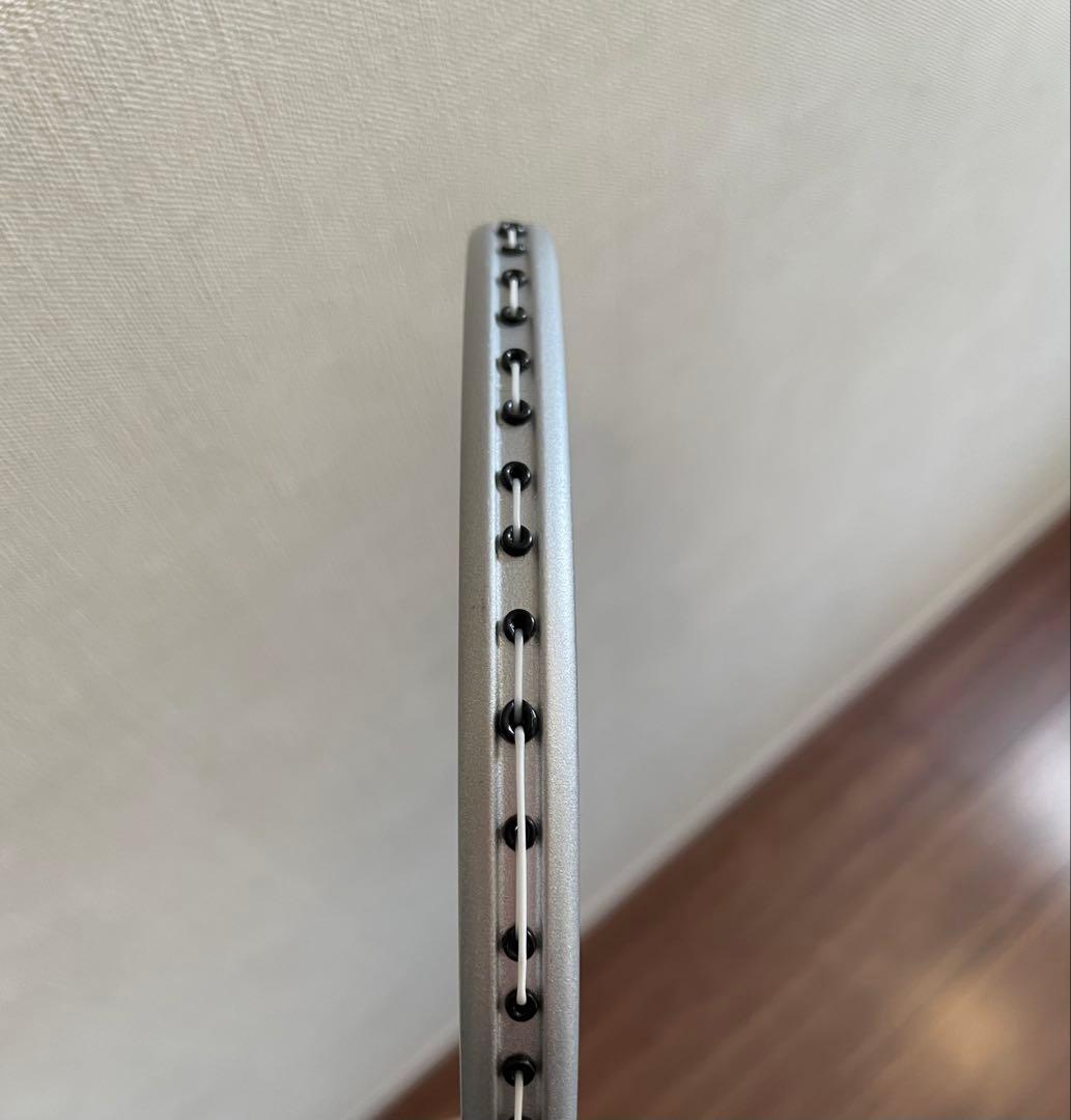 ナノフレア700 GAME バドミントンラケット 4UG5 専用ケース付き