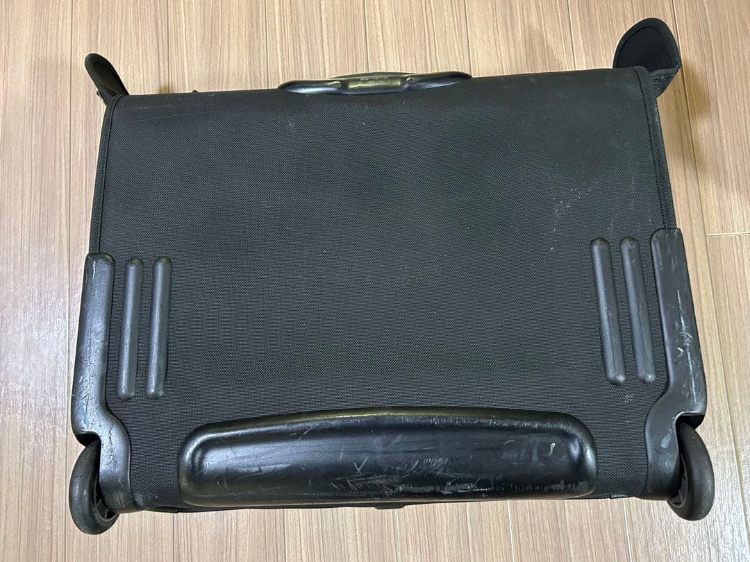 TUMIガーメントキャリー ブラック