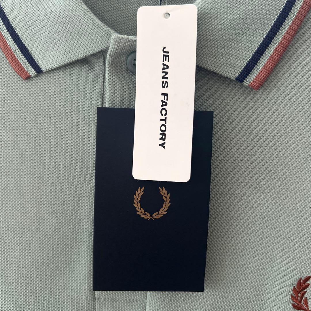 FRED PERRYツインティップラインロゴ刺繍ポロシャツ ブルーグリーン