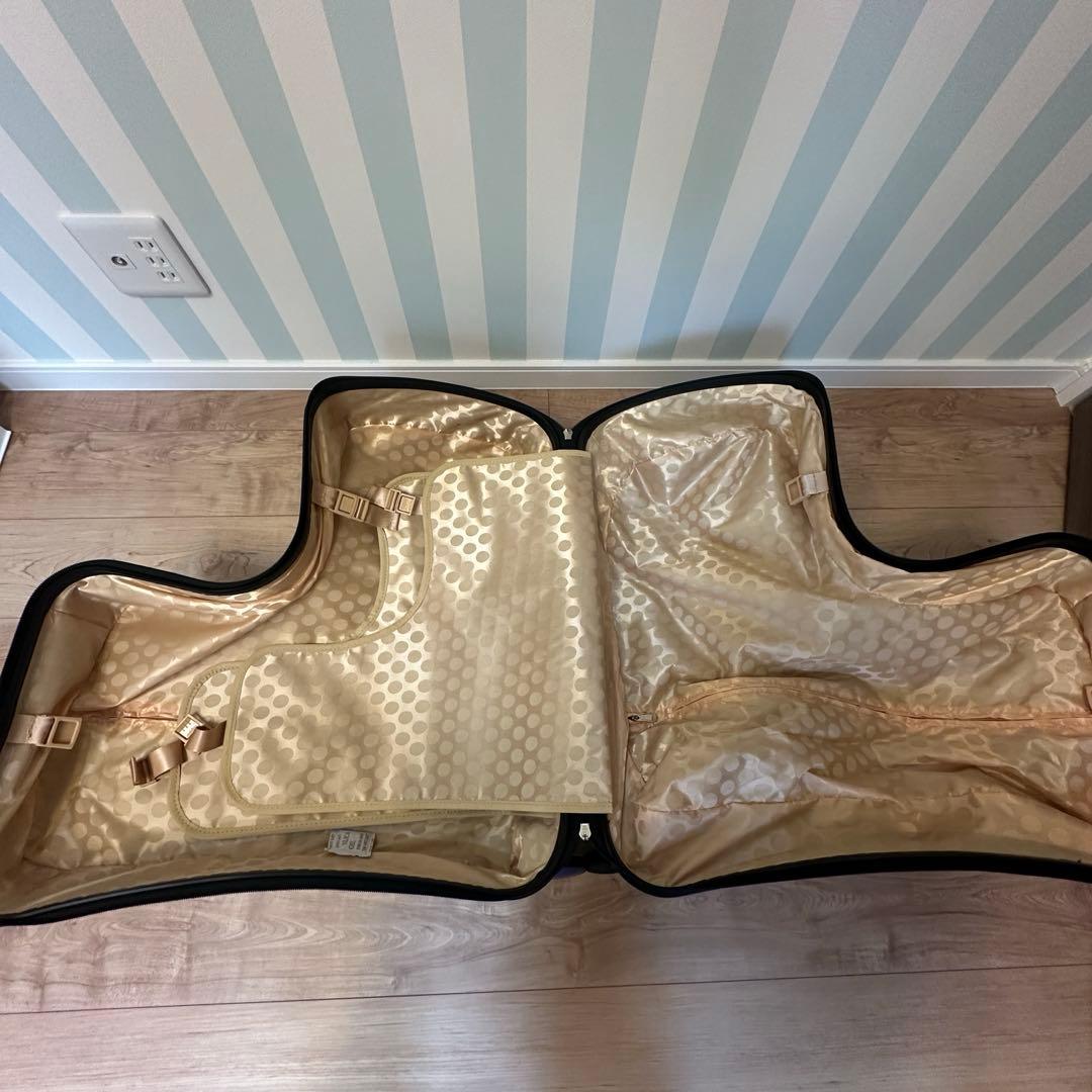 【専用】子どもが乗れる キッズキャリー　スーツケース　24インチ　M size