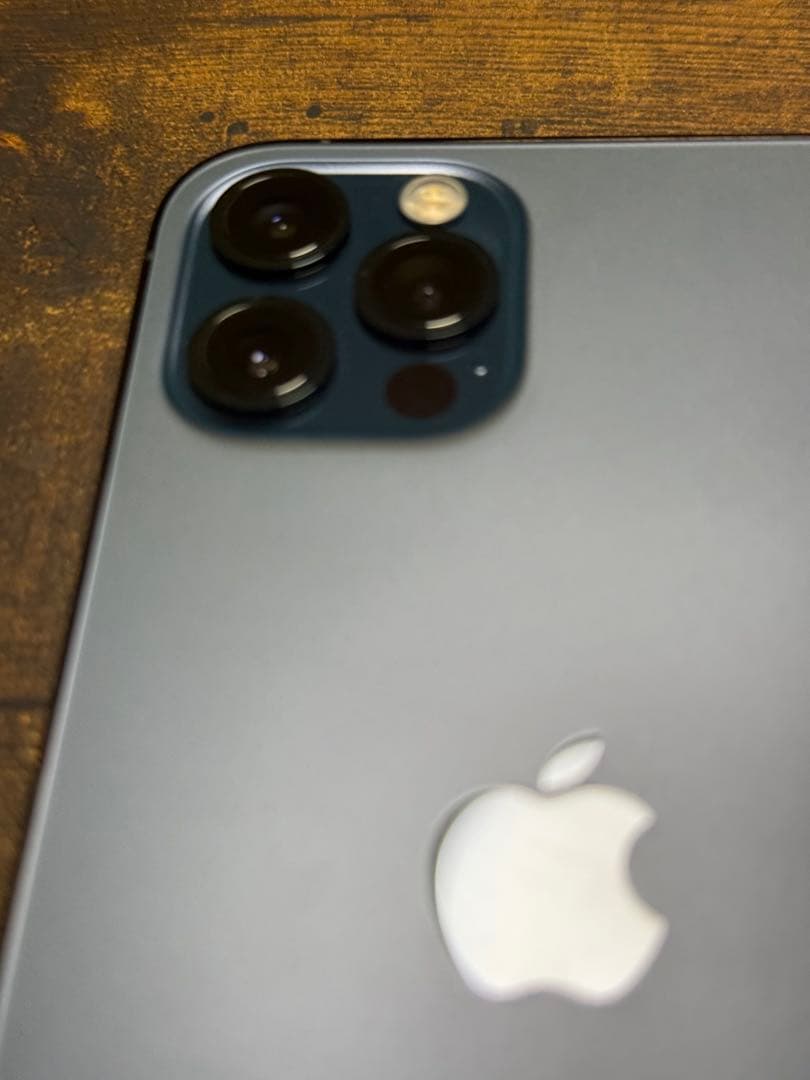 iPhone 12 Pro 容量100%、128G、傷無しAppleCareあり