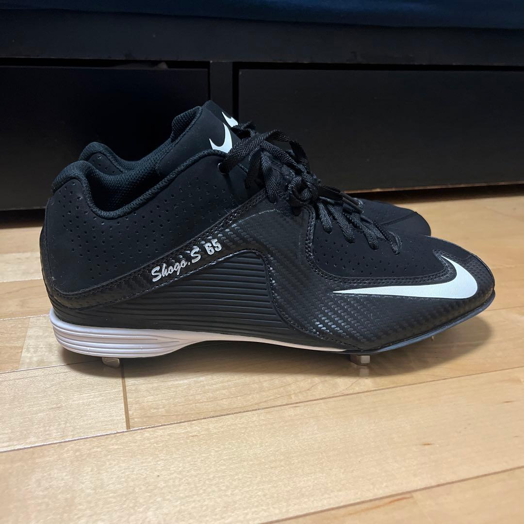 NIKE スパイク　黒