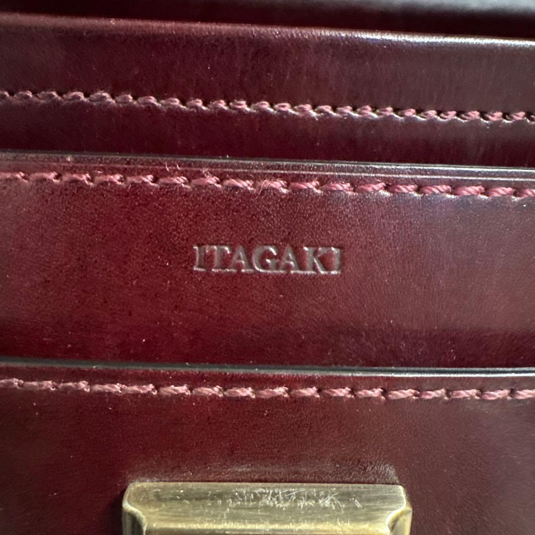 鞄いたがき　セカンドバッグ　ボルドー