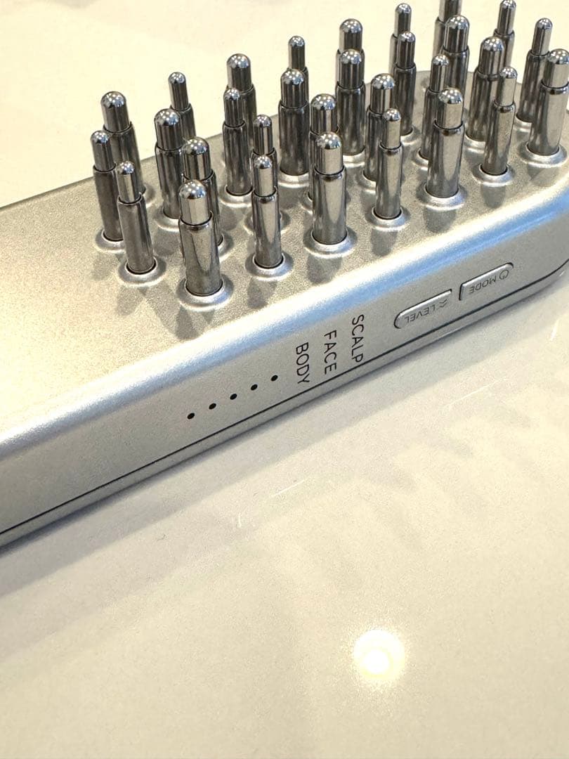 【美品】箱、説明書あり　SALONIA EMSリフトブラシ