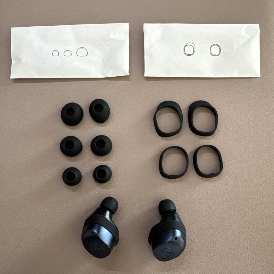 【美品】Sennheiser MOMENTUM True Wireless 4