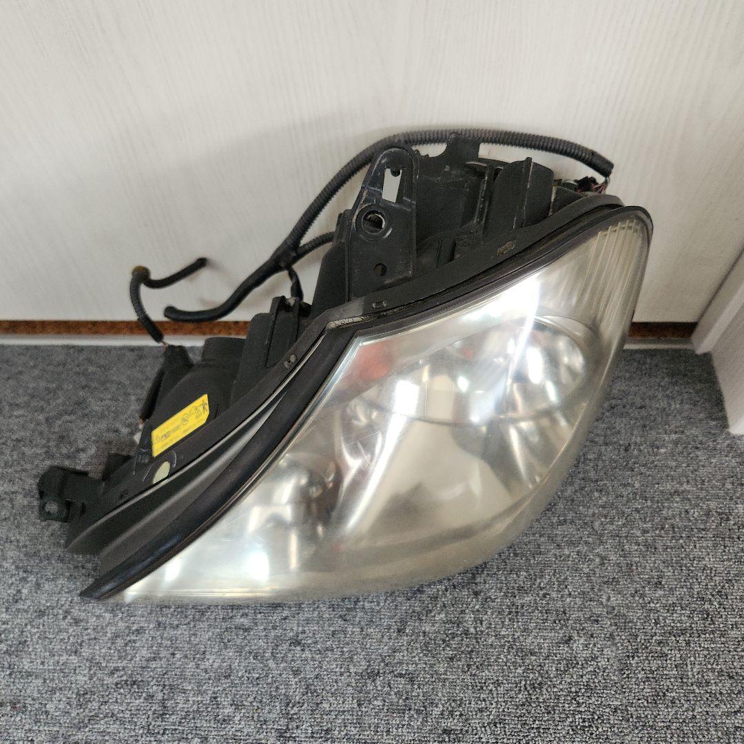 トヨタブレビス　JCG 11 ヘッドライト左側