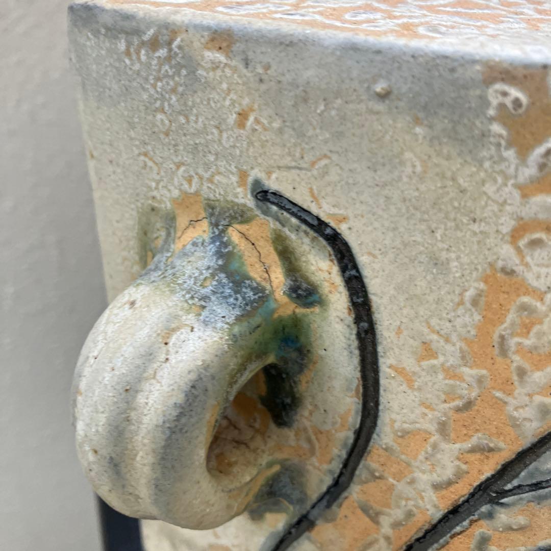 金城次郎　抱瓶