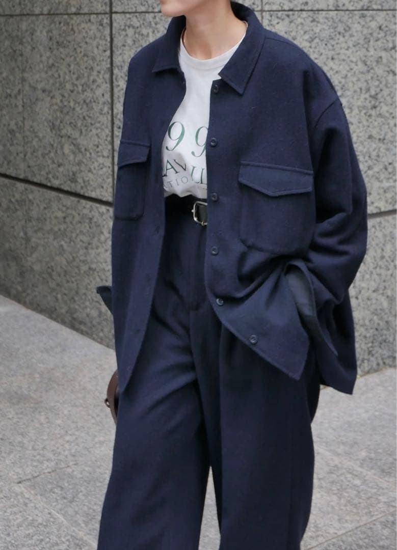 今期新品　ETRE TOKYO ウールツイルオーバーサイズシャツ　ネイビー