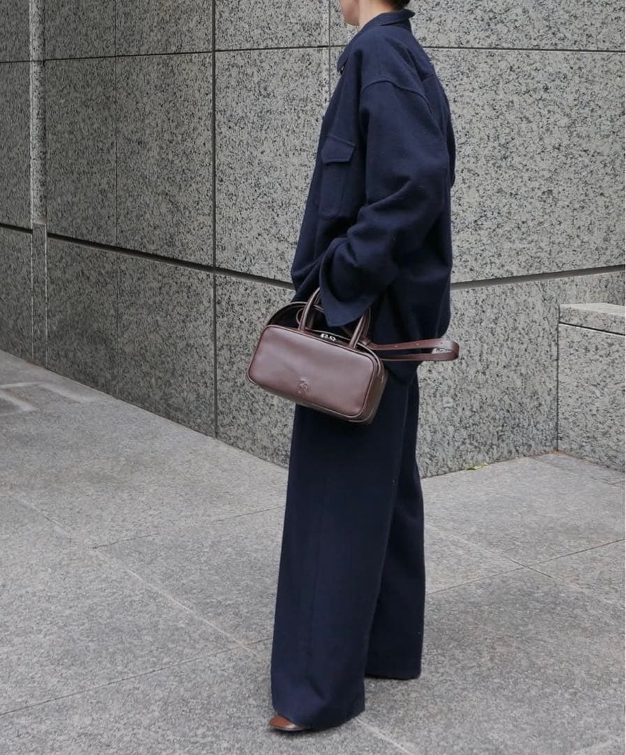 今期新品　ETRE TOKYO ウールツイルオーバーサイズシャツ　ネイビー