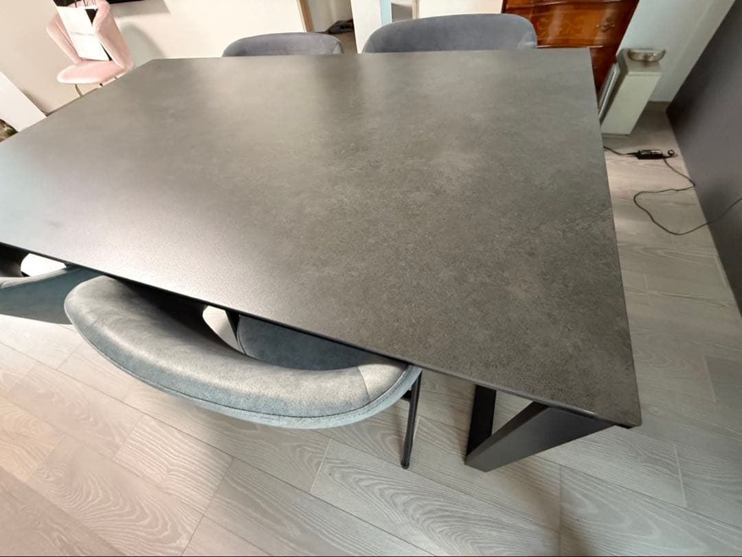 ニトリ　ダイニングテーブル