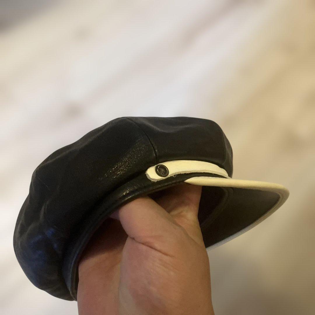 MOTO leather レザーキャスケット 黒と白 ストライプ