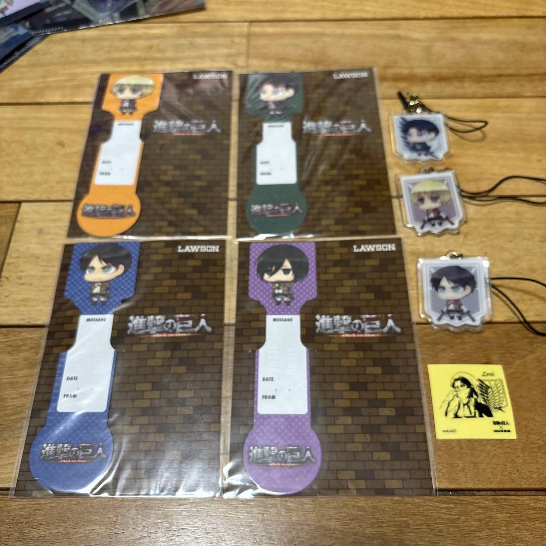 進撃の巨人 非売品など色々セット(クリアファイル6枚・缶ケース5点メモ帳4点等)