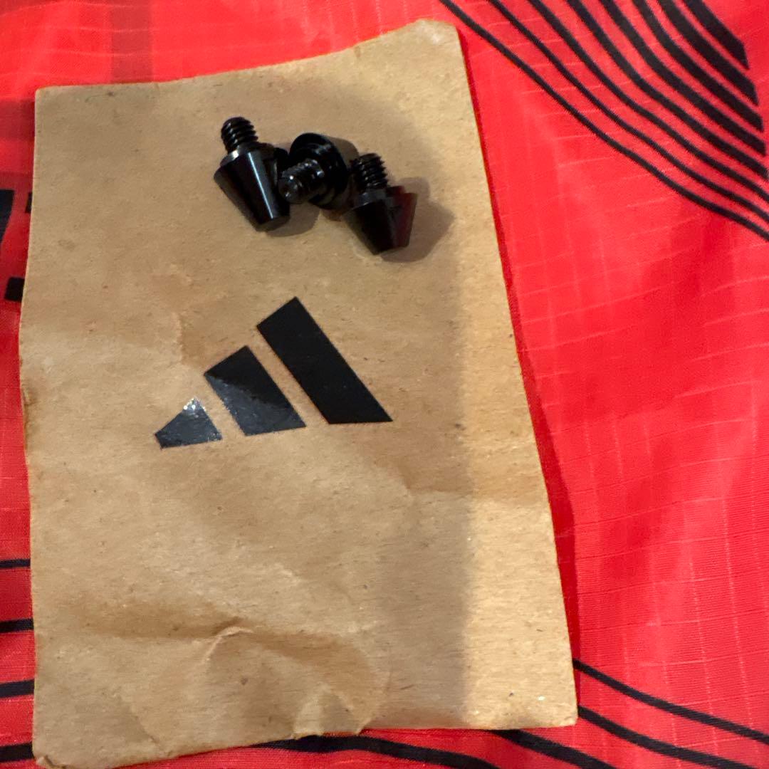 adidasプレデター取り替え式スパイク26.5cm