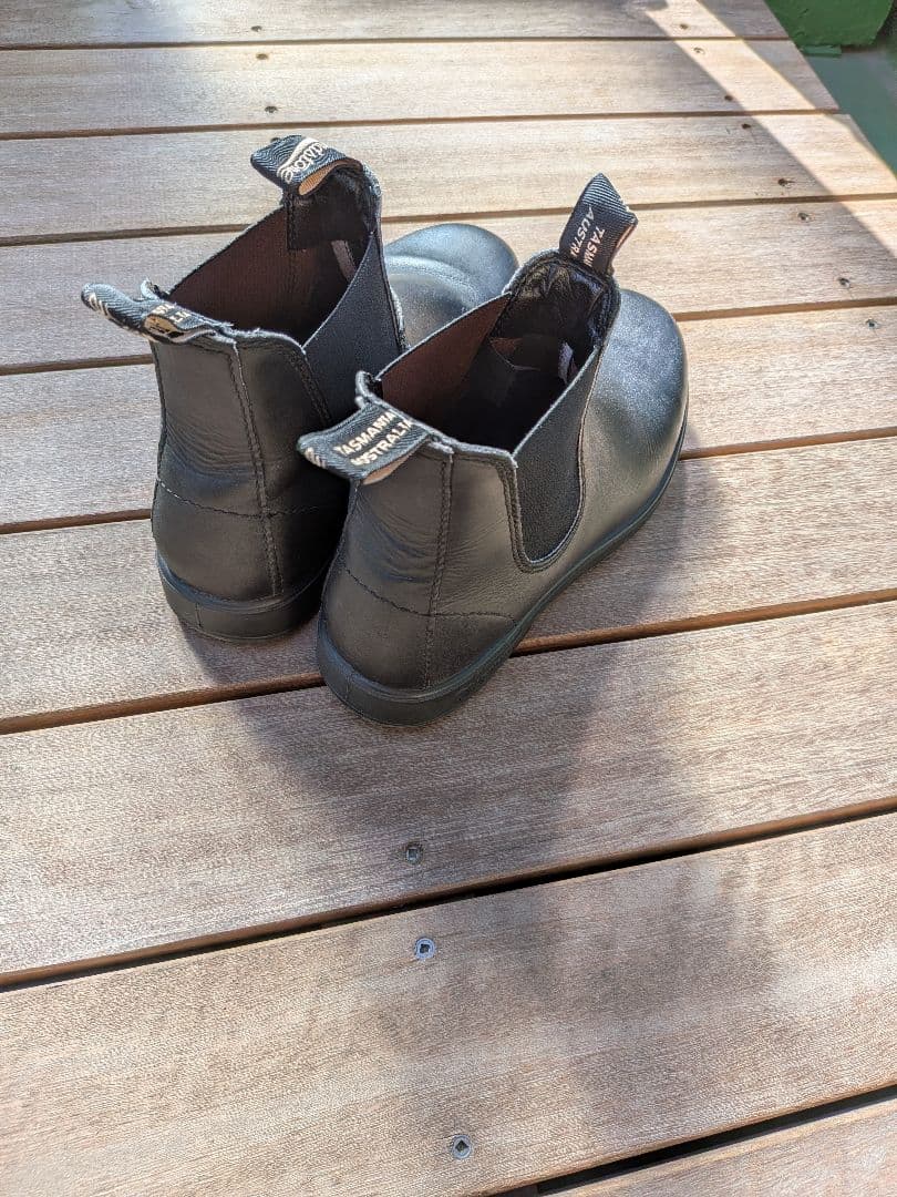 Blundstone ブラック サイドゴアブーツ