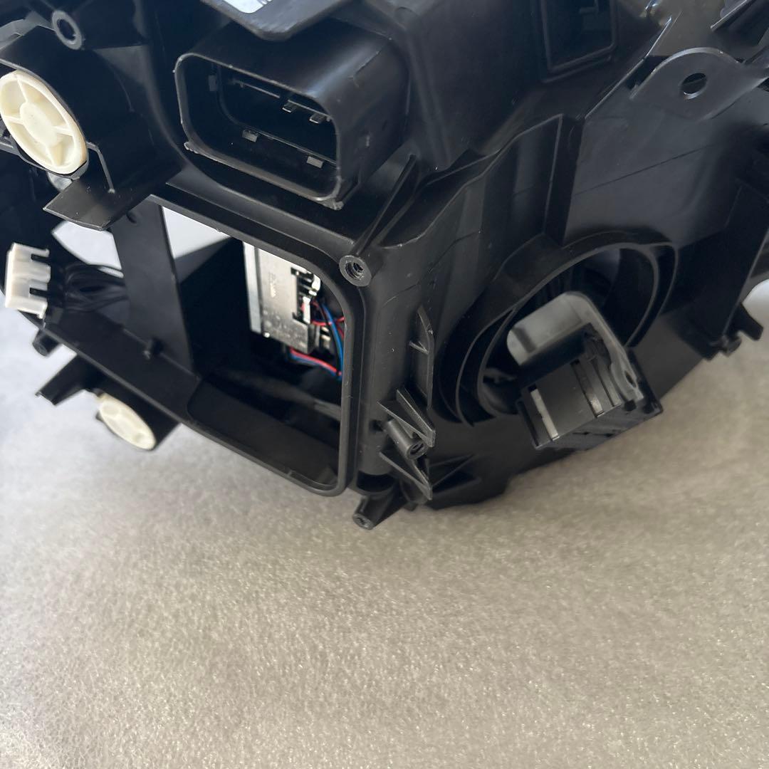 新品　BMW ミニクロスオーバー　右LEDヘッドライト