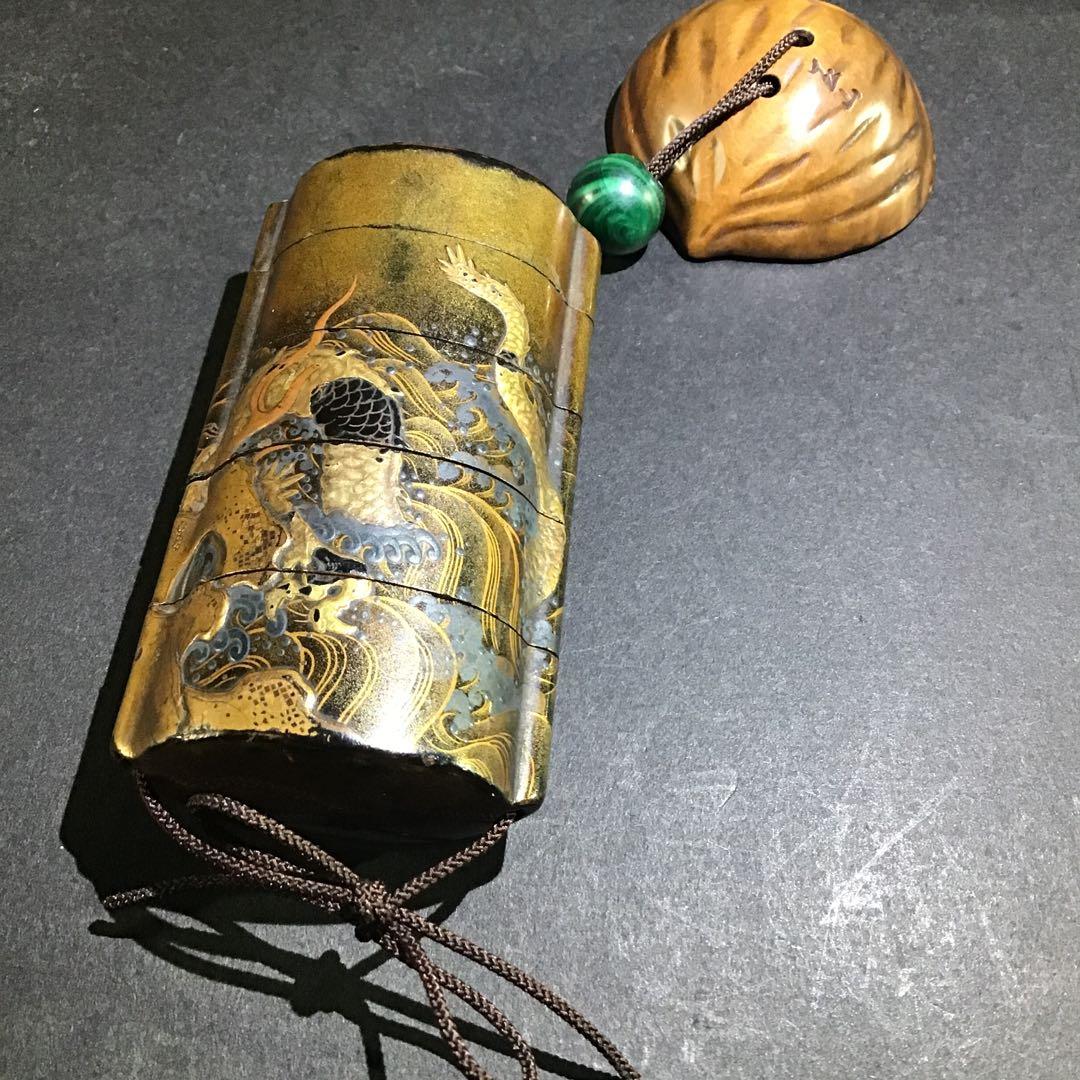 金高盛蒔絵　昇龍絵印籠　江戸期