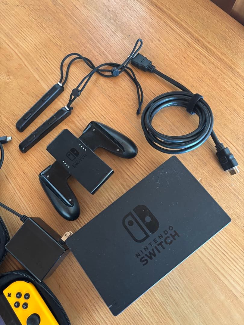 Nintendo Switch 本体 イエロー/パープル