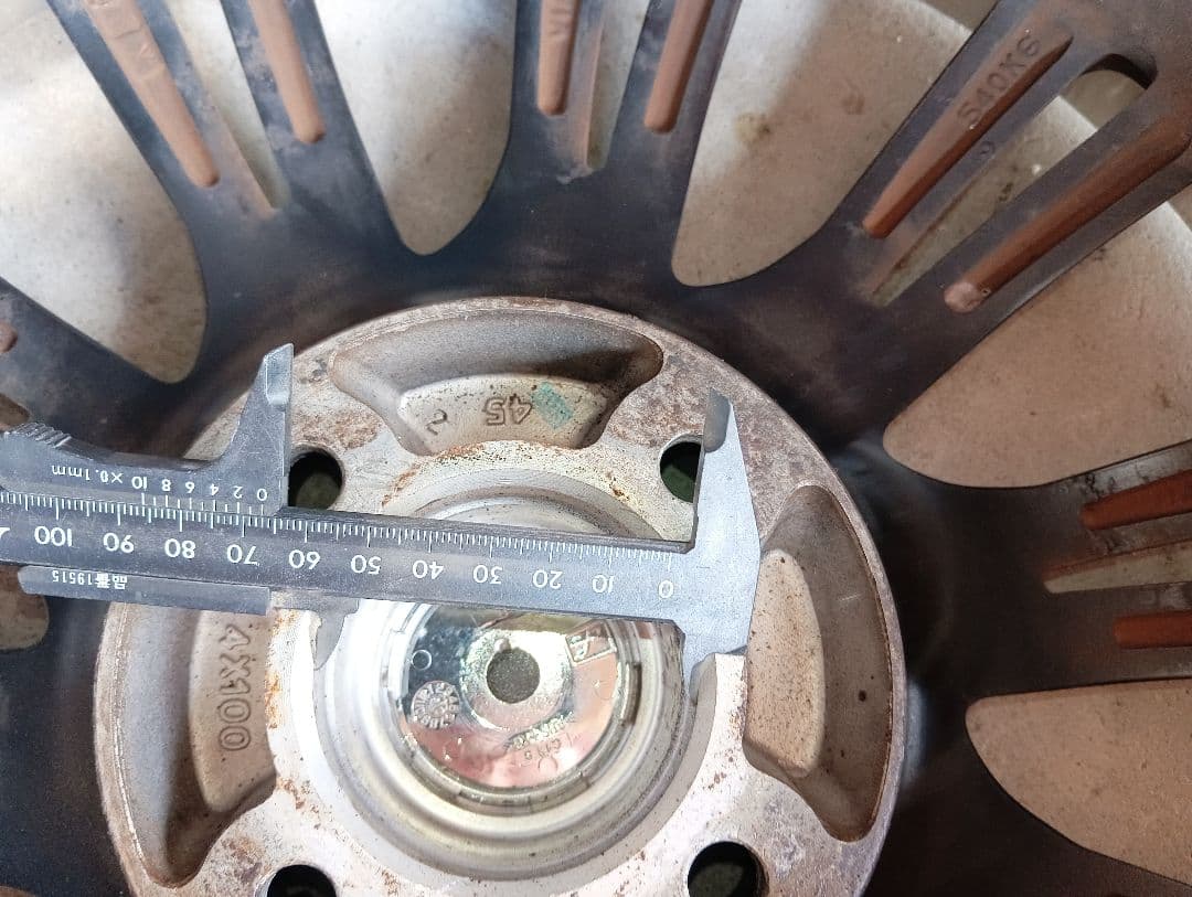 17インチ 多スポークホイール ポリッシュ仕上げ