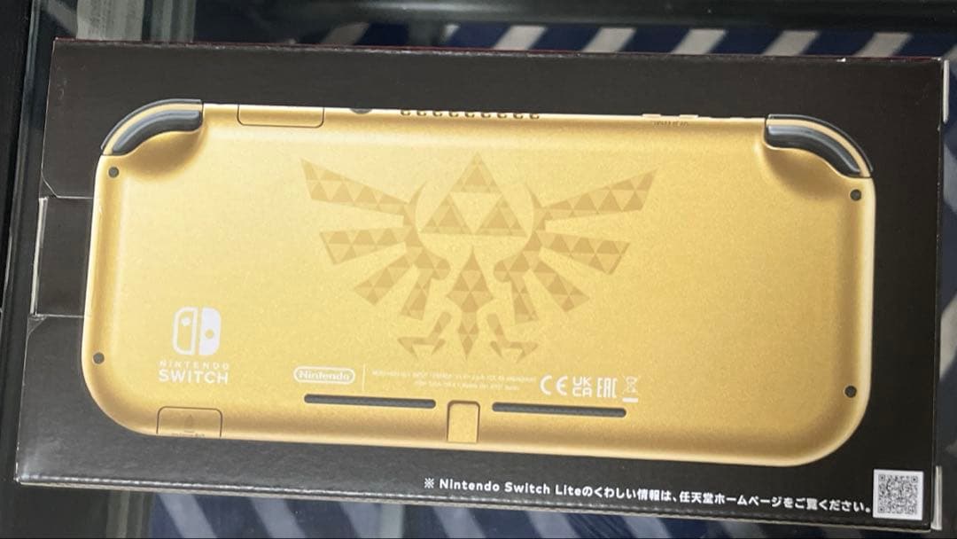 新品未使用Nintendo Switch Lite Hyrule Edition