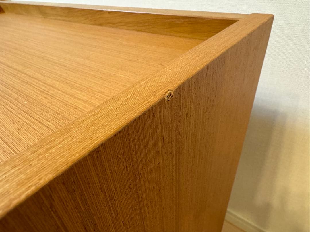 Unico Albero キャビネット