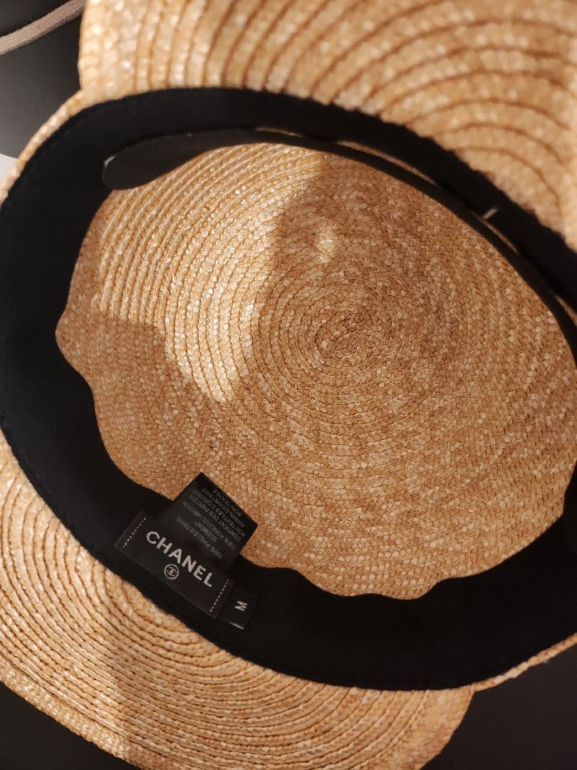 7*e様 CHANELシャネル 麦わら帽子 ベージュ 専用ボックス付き貴重