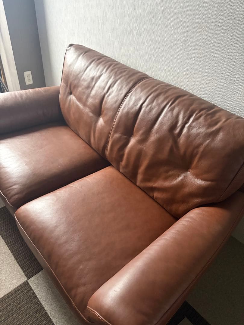 カリモク本革2人掛けソファ(関東無料配達)