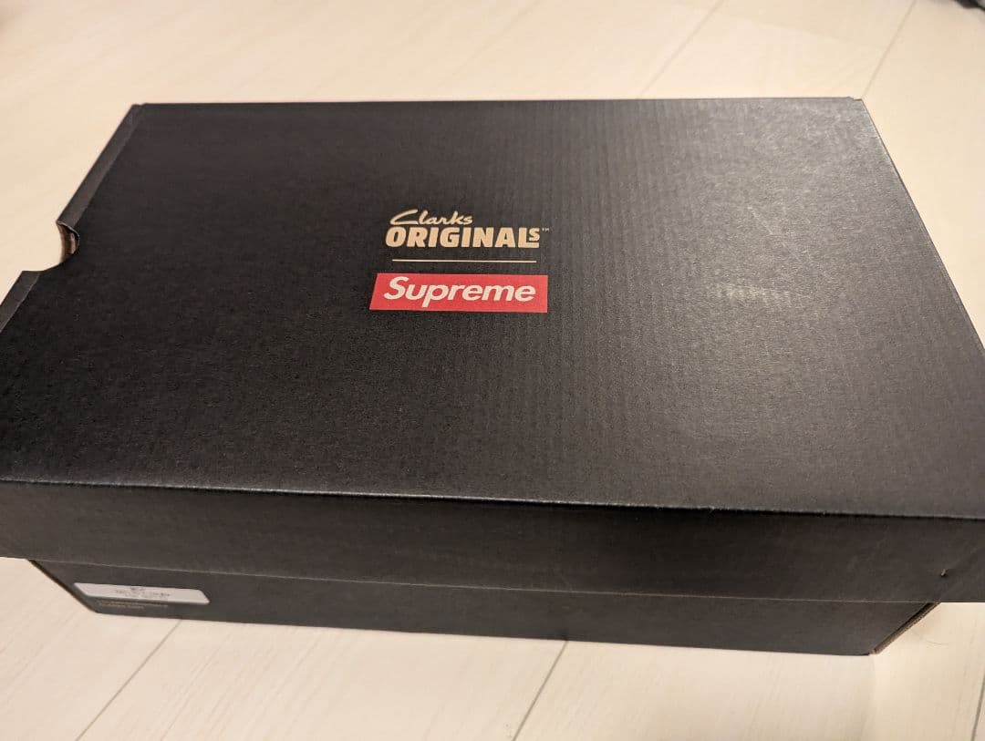 桃　Supreme Clarks Reflective Wallabees