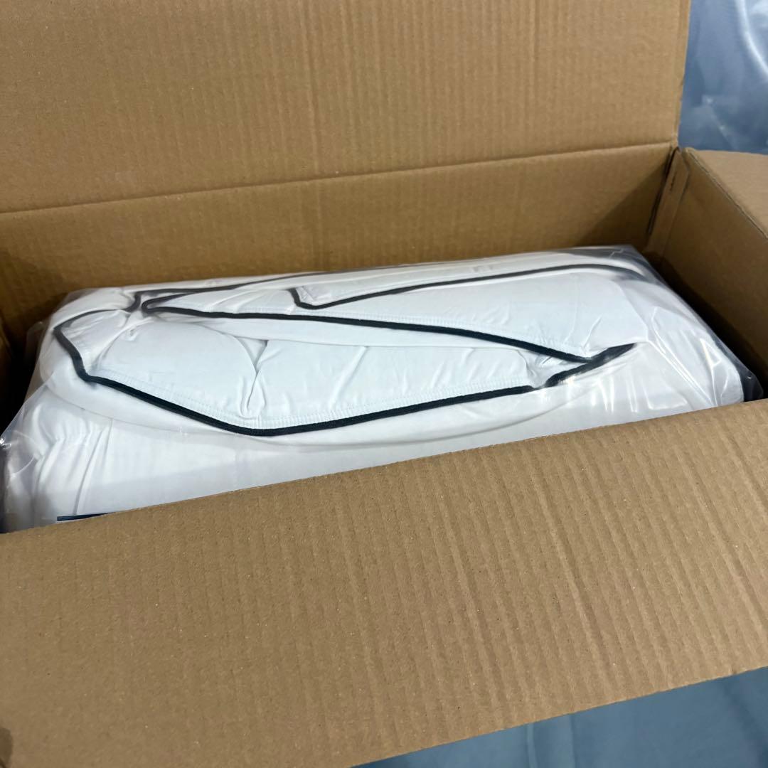 01新品未開封　羽毛布団　170cmx200cm 掛け布団　100％羽毛