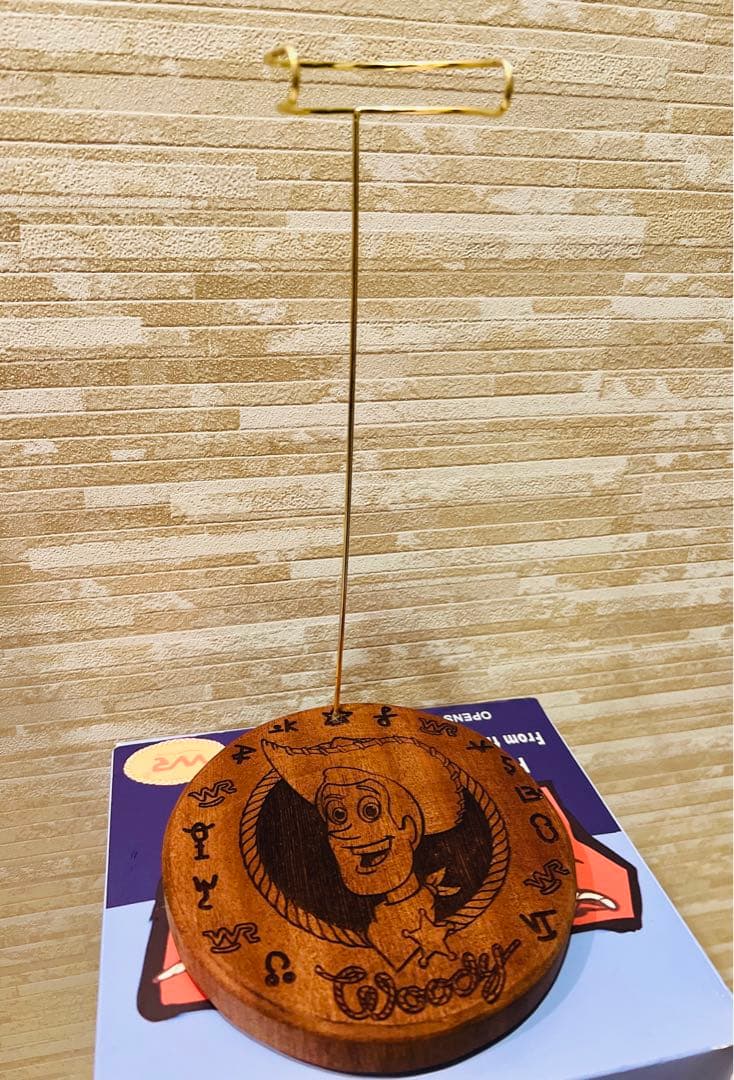 【トイストーリー】ウッディ スタンド