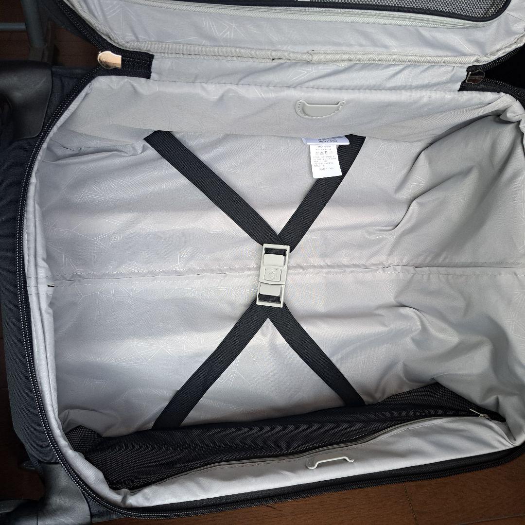 【極美品】Samsonite ビーライト4 　35~40L 軽量キャリーケース