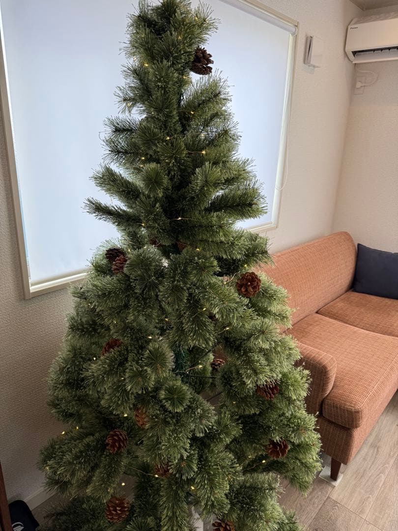 クリスマスツリー　高さ180cm