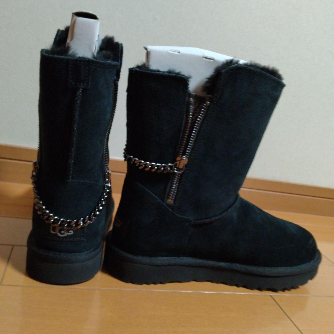 値下げ☆新品・未使用！ UGGアグブラックスエードムートンブーツ
