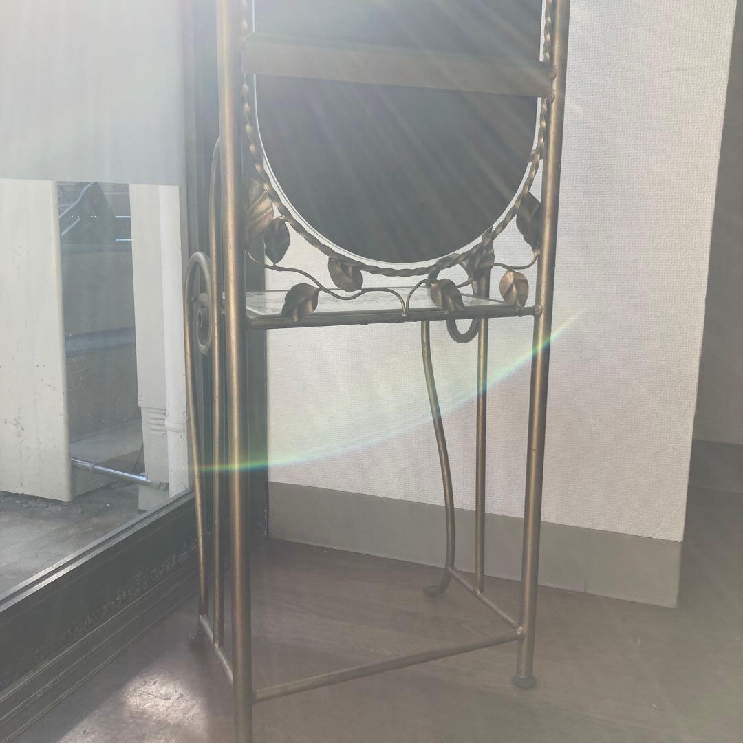 アンティーク　ドレッサー　アイアン　バラ装飾