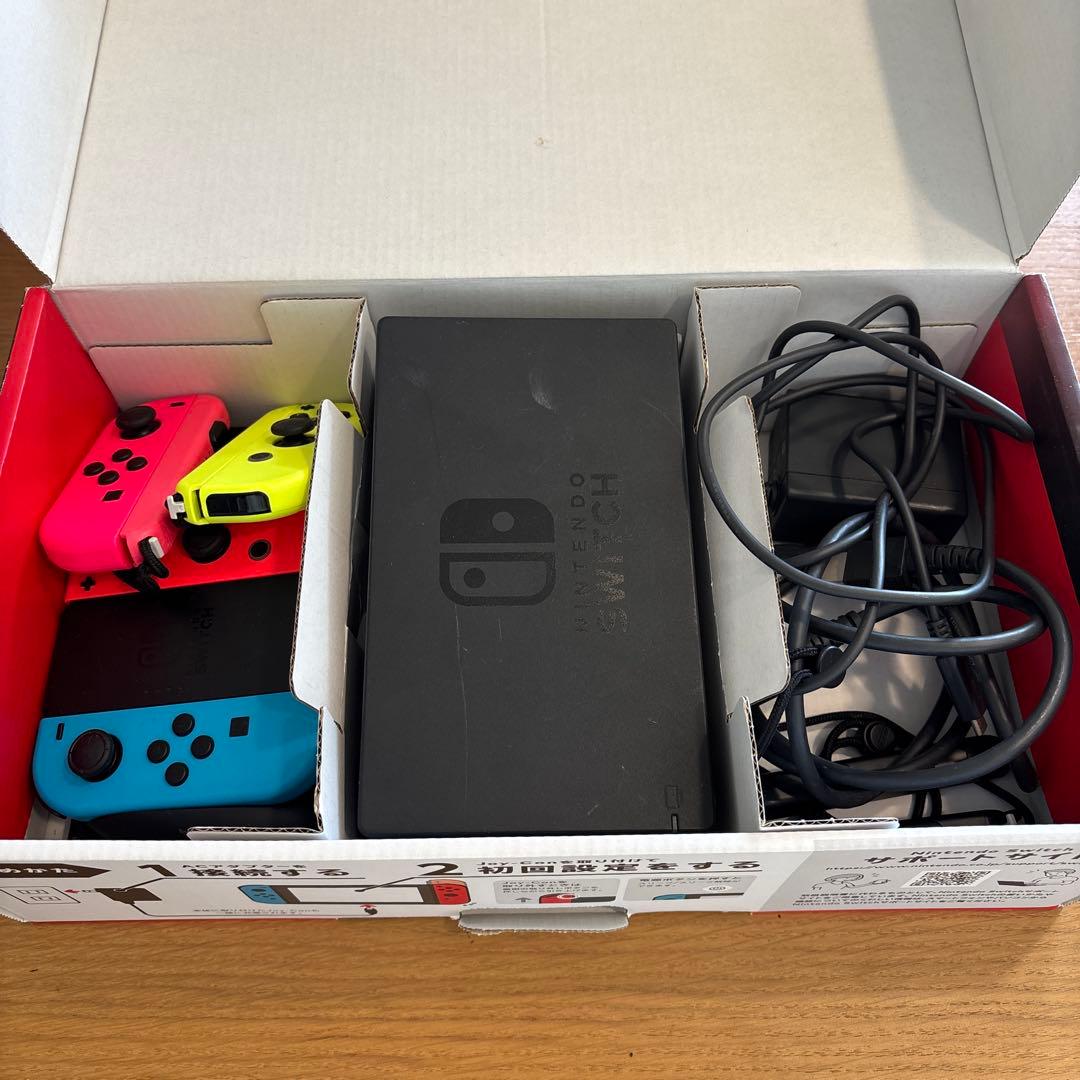 Nintendo Switch 本体＋joy con 4本