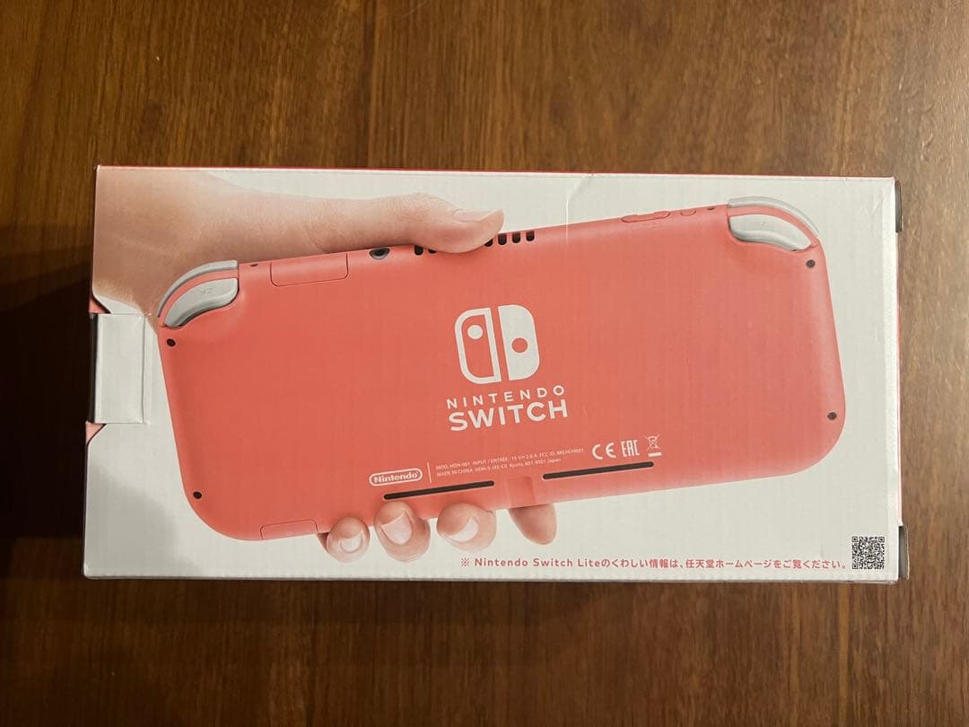 新品　任天堂 Switch lite 本体　コーラル