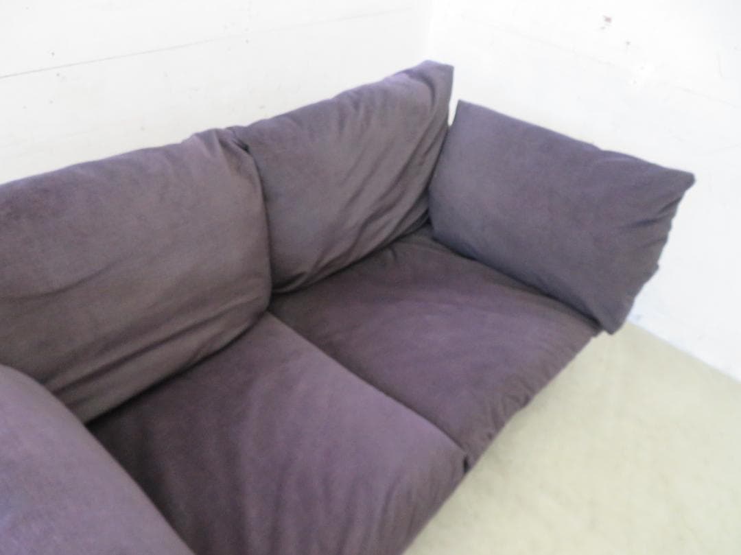 美品■カッシーナ■BOX■2人掛けワイドソファ■フェザー■ナス紺■69.6万円