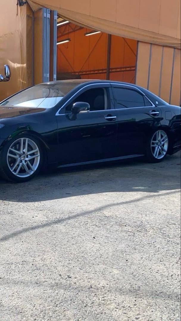 200系クラウン純正ホイール