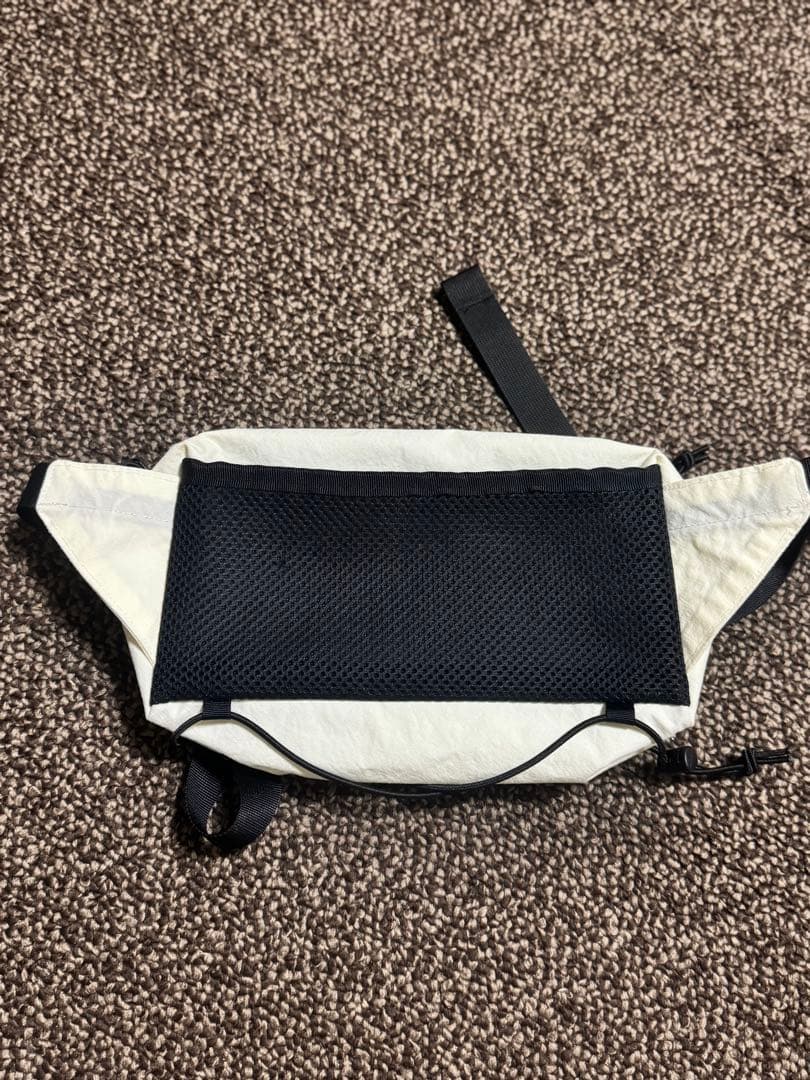 ACUT ファニーポーチ白　ホワイト